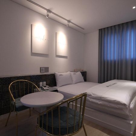 Hotel Insomnia Тэгу Экстерьер фото