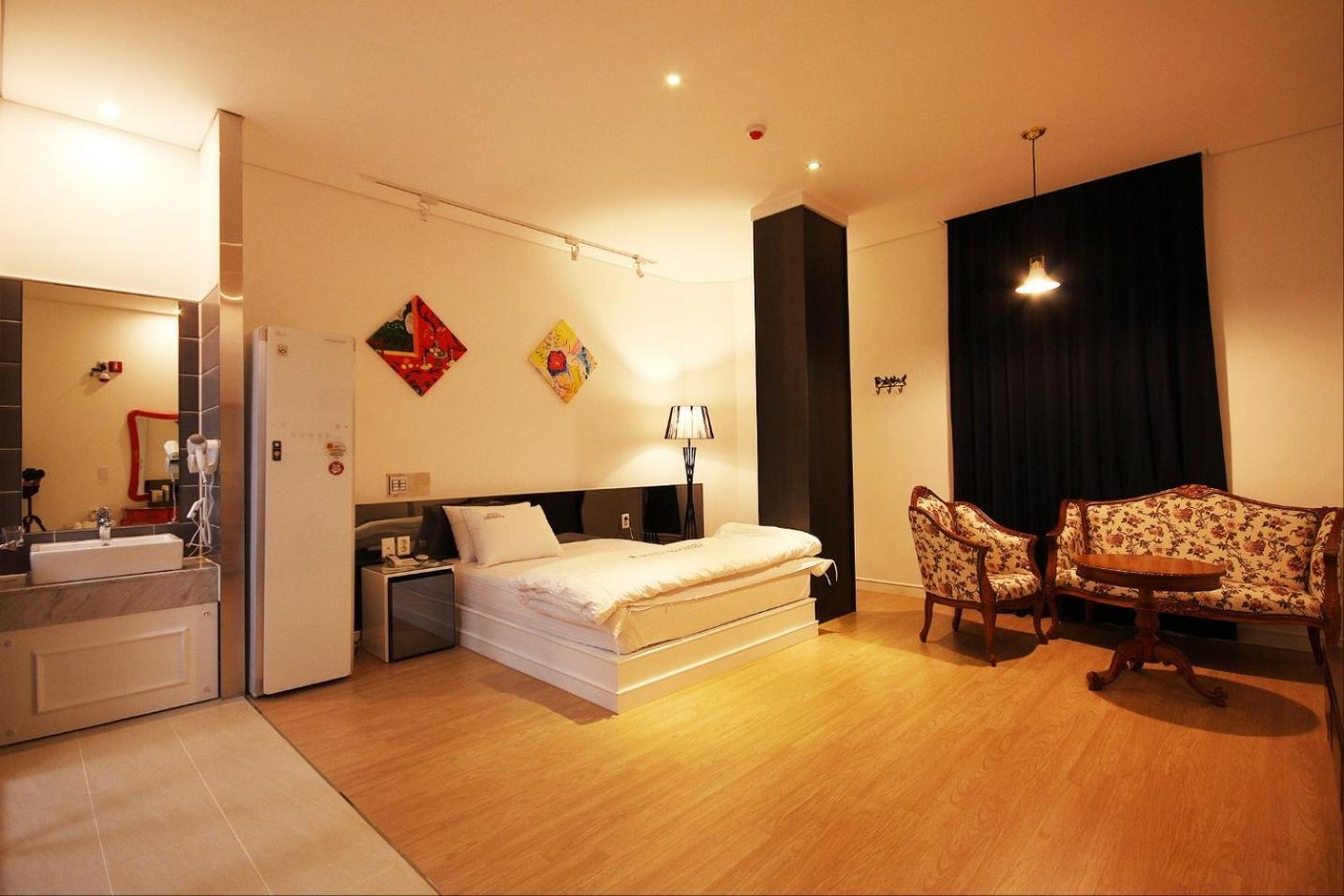 Hotel Insomnia Тэгу Экстерьер фото