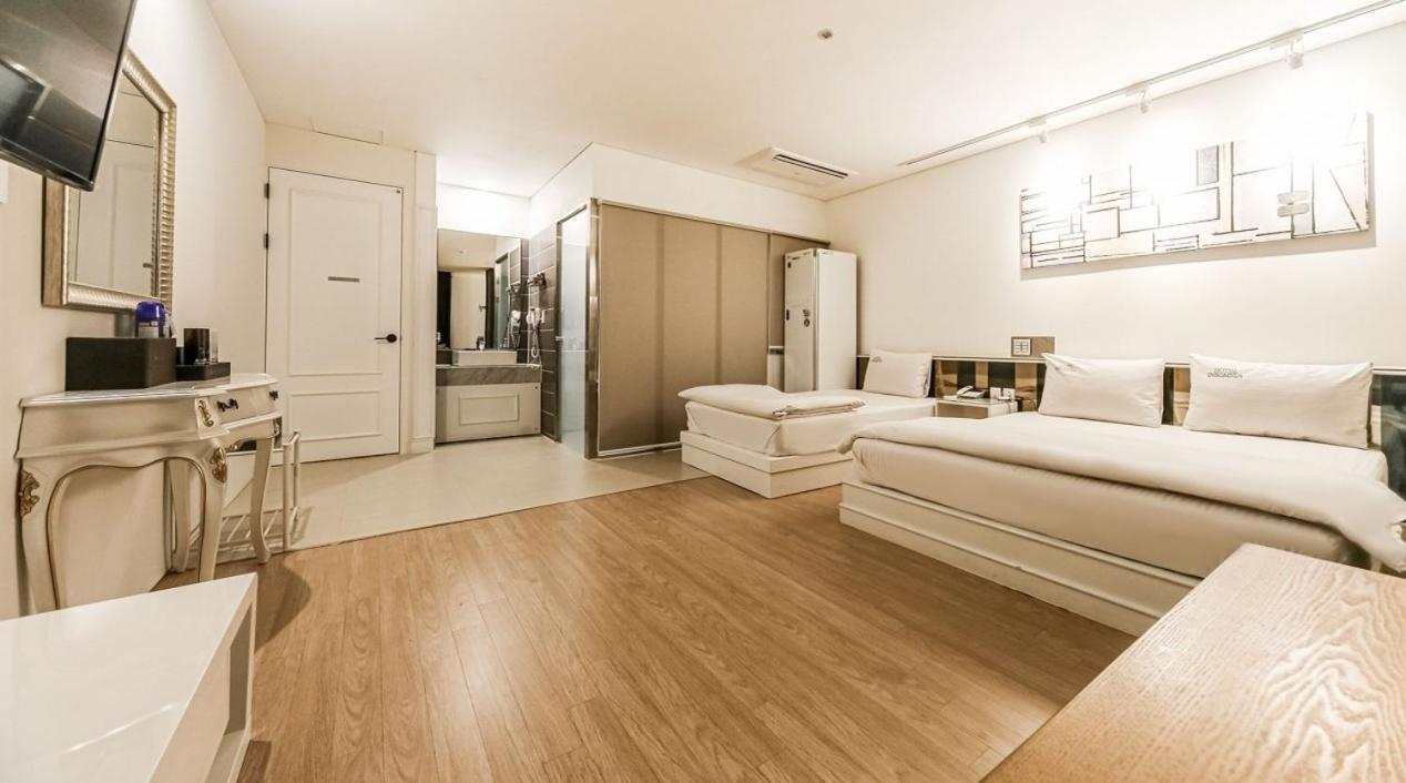 Hotel Insomnia Тэгу Экстерьер фото